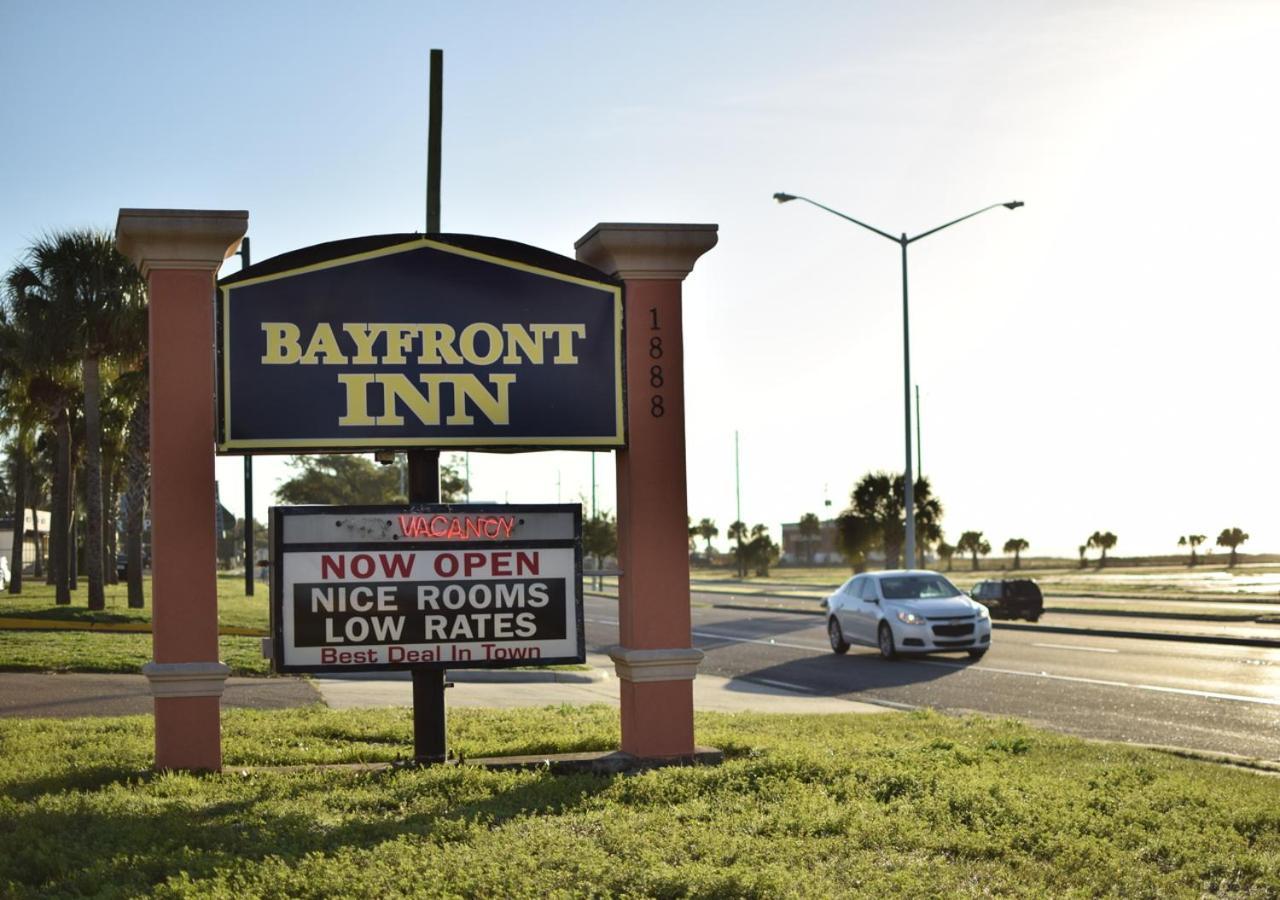 Bayfront Inn Билокси Екстериор снимка